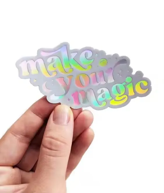 Ti insegna a scegliere le giuste etichette adesive stampate a colori