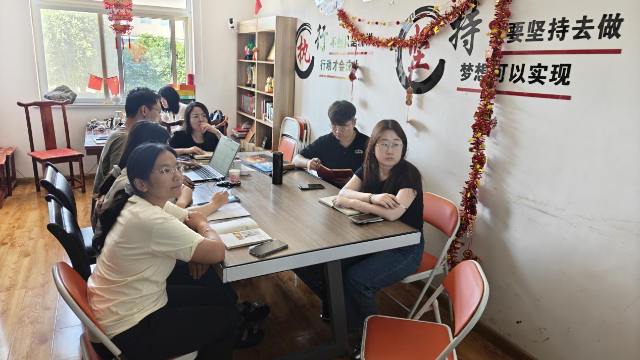 Il team di Jojo fa avanzare la competenza commerciale globale con la formazione AI all'avanguardia Alibaba