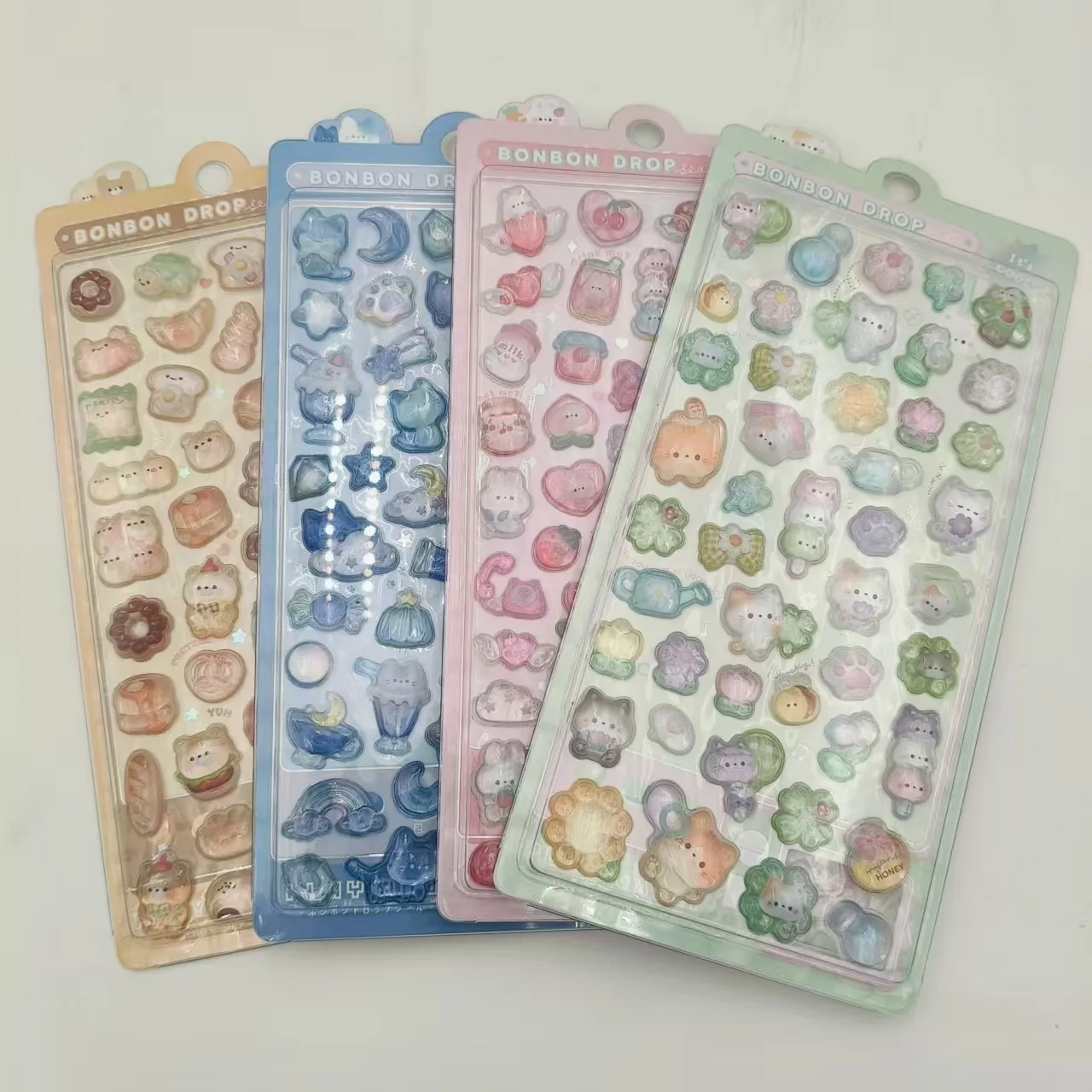 Gli adesivi per bambini in rilievo 3D sono pronti per la spedizione