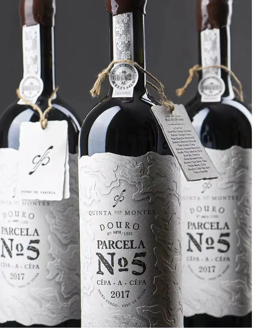 Etichetta per bottiglia di vino